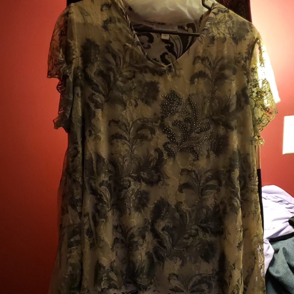 Womens shirt